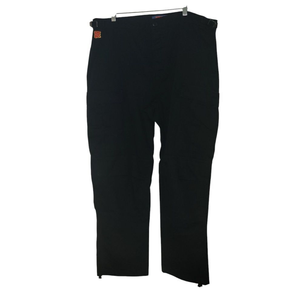 Empyre Black Cargo Pants with Cropped Style